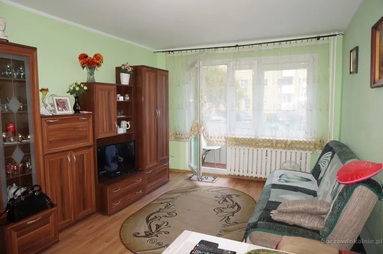 2 pokoje na wysokim parterze OSIEDLE MANHATTAN - sprzedam